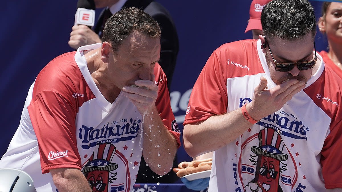 Joey Chestnut Wins 18th Hot Dog Eating Championship - Image 3