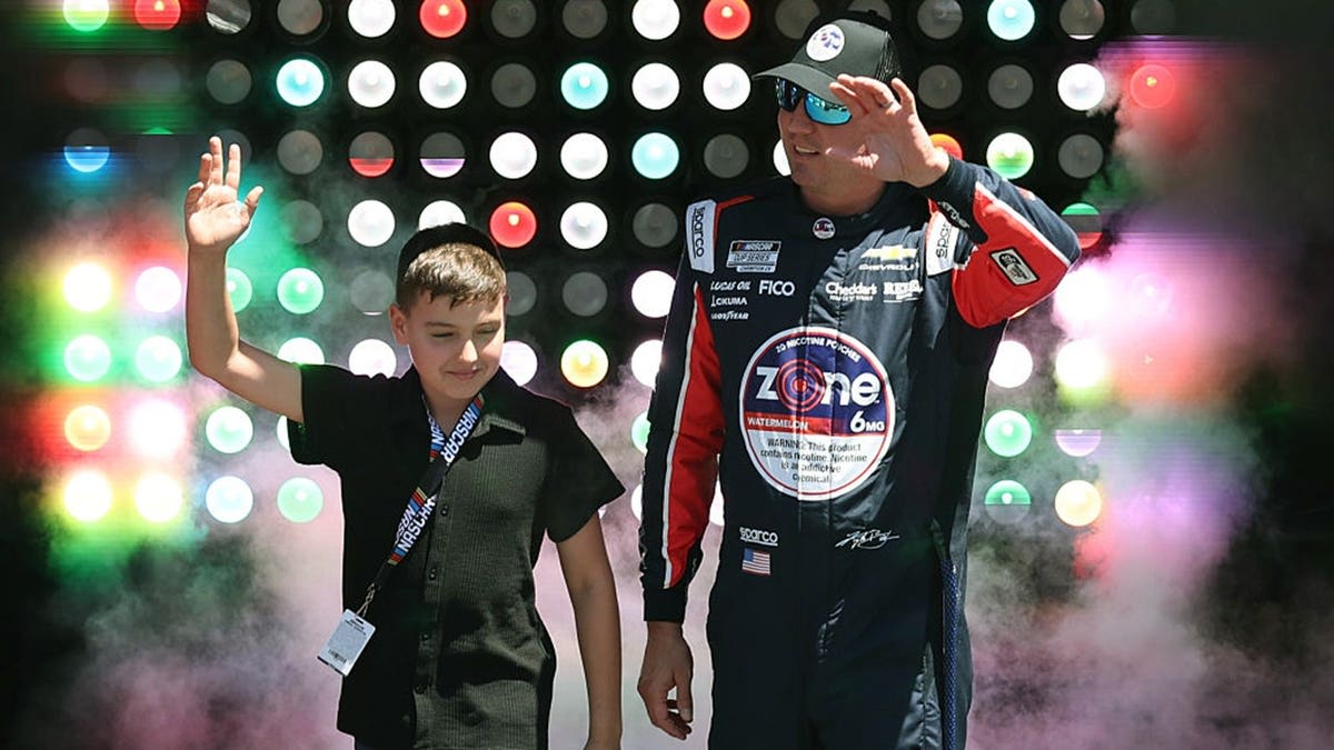 11-Year-Old Brexton Busch Wins First Race Since Dad's Death - Image 4