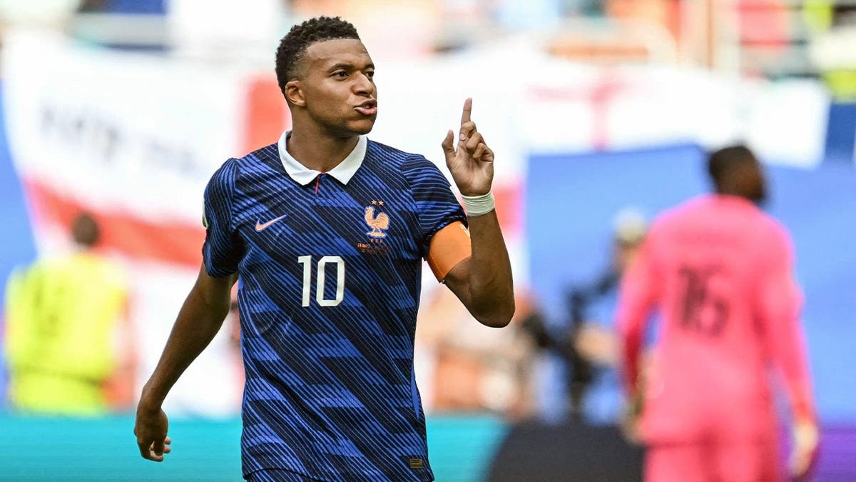 England Beats France 6-4 in Historic World Cup Thriller - Image 4