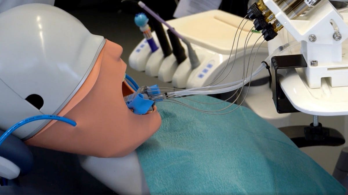 Tiny Dental Robot Could Cut Crown Visits in Half - Image 4