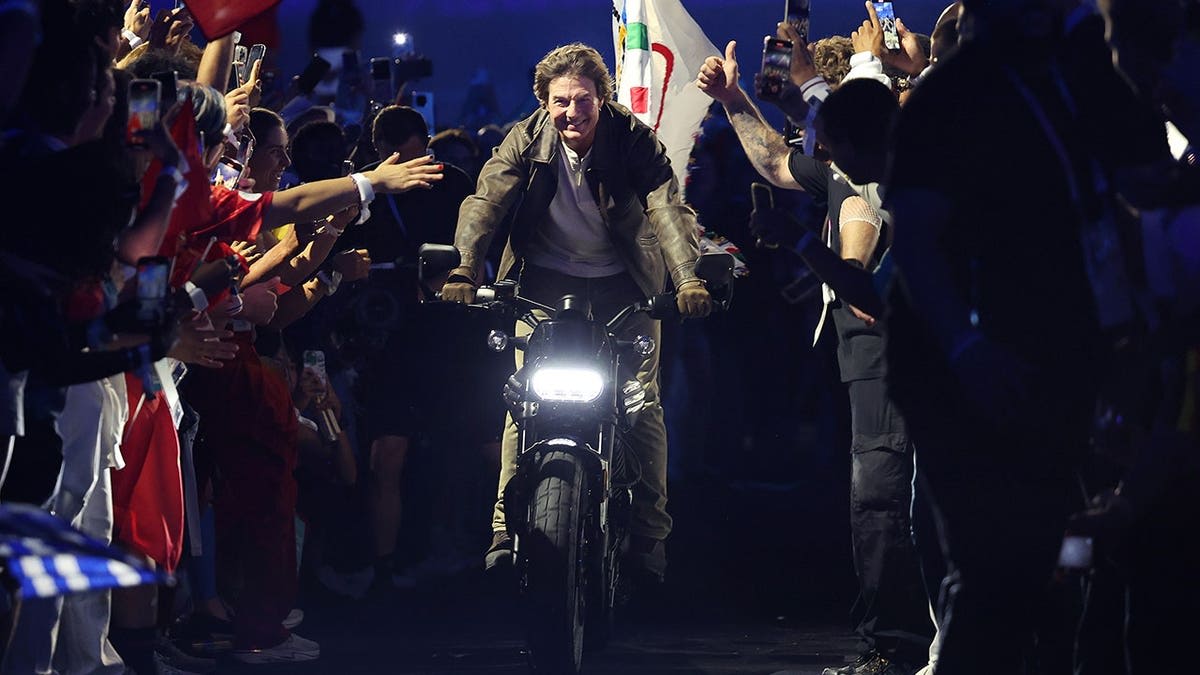 Tom Cruise Saves TV Host From 500-Pound Motorcycle Crash - Image 4