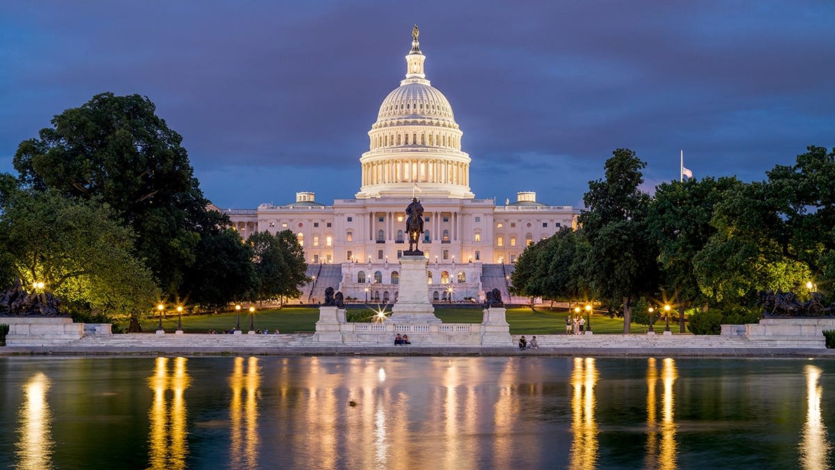 New Platform Lets Hill Staffers Rate Congressional Bosses - Image 3