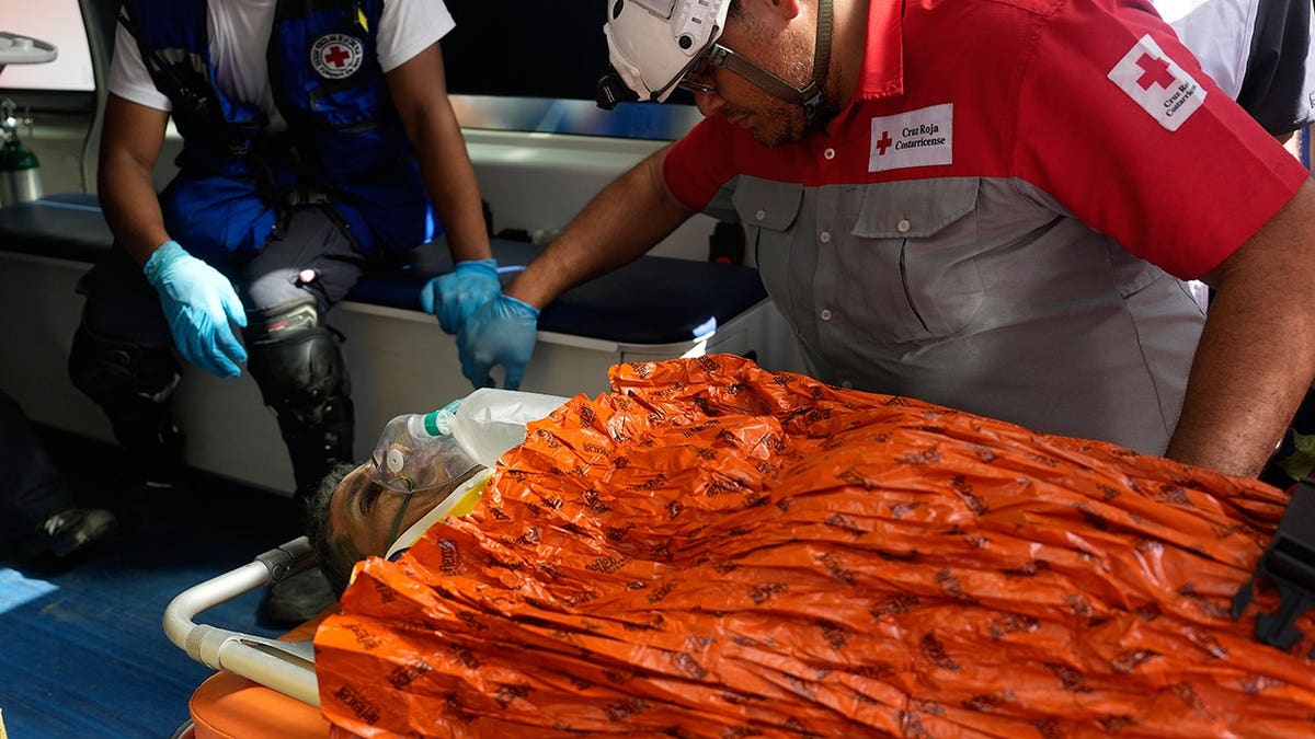 Security Guard Survives 8 Days Trapped in Venezuela Quake - Image 5