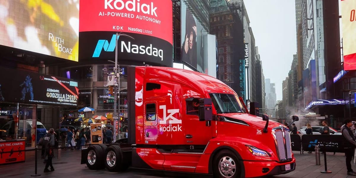 Atlas Expands Driverless Truck Fleet to 100 by 2027 - Image 2