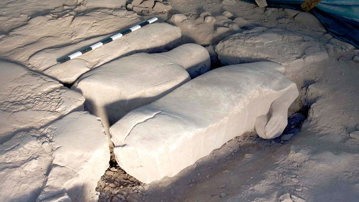 2,500-Year-Old Statue Found Face-Down in Biblical City - Image 4