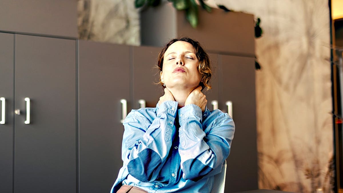 Intermittent Fasting May Ease Chronic Pain, Study Finds - Image 2