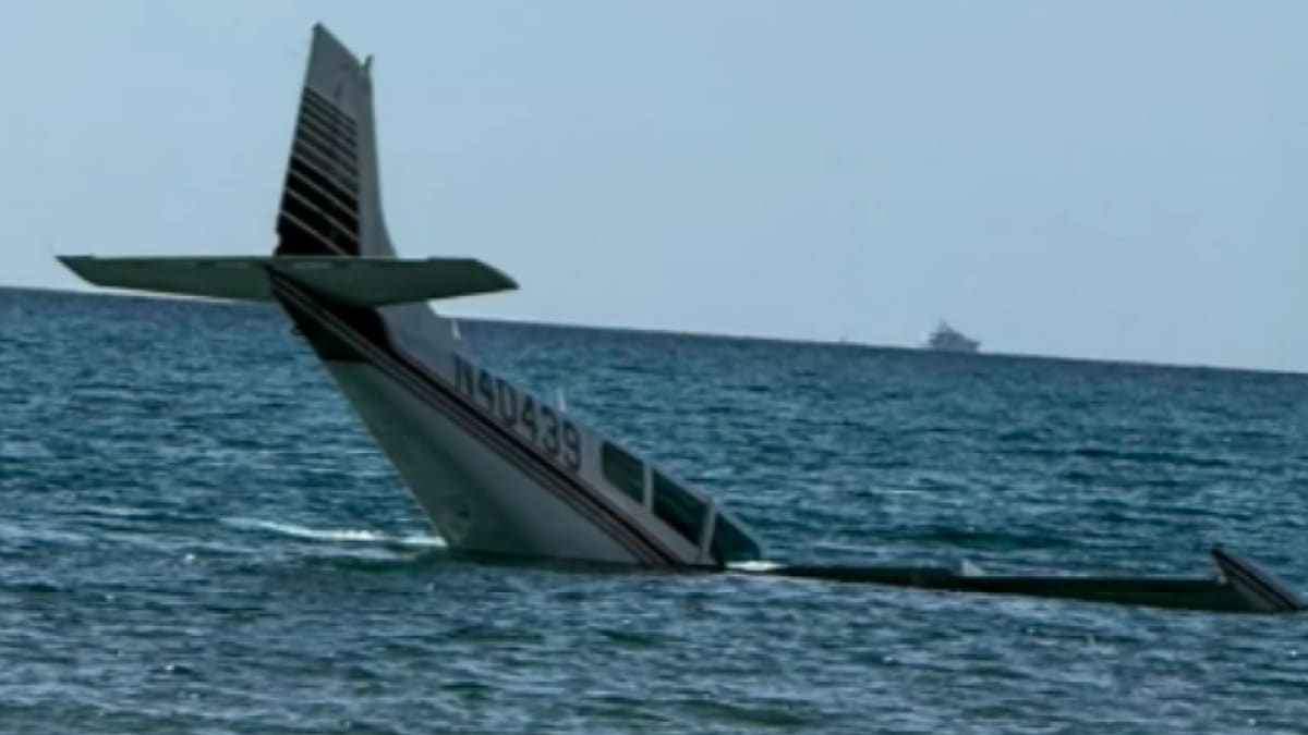 23-Year-Old Pilot Safely Lands Plane in Atlantic Ocean - Image 2