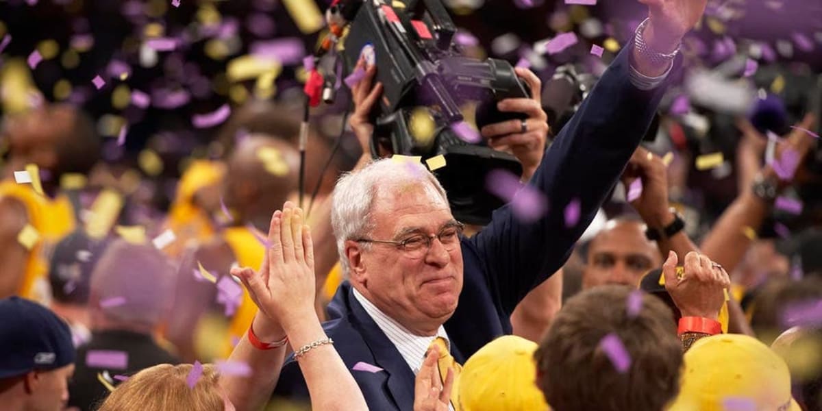 Phil Jackson Gets Lakers Statue for 5 Championships - Image 2
