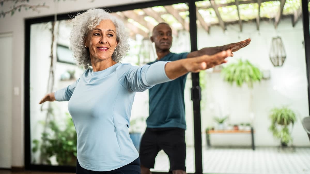 Doctor: 4 Simple Habits Beat Expensive Longevity Hacks - Image 4