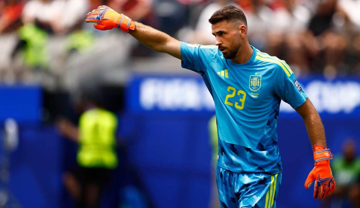 Spanish goalkeeper Unai Simón celebrating after making World Cup history with record shutout streak