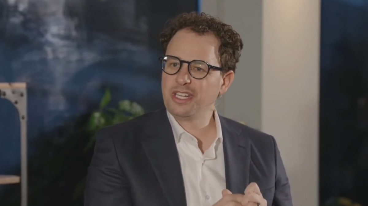 Google's Chief Scientist: AI Is Idea Incubator, Not Replacement - Image 3