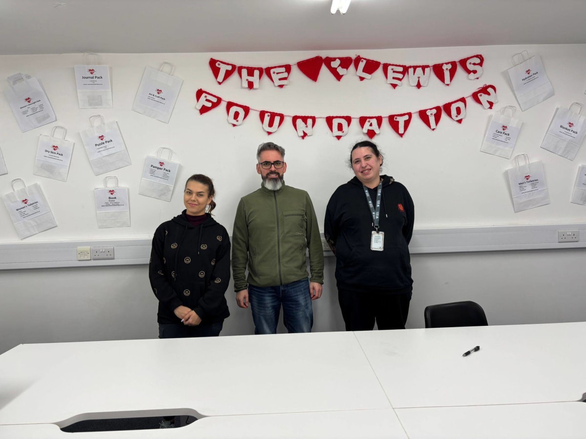 Amazon Daventry Funds Cancer Ward TVs with £2,200 Gift