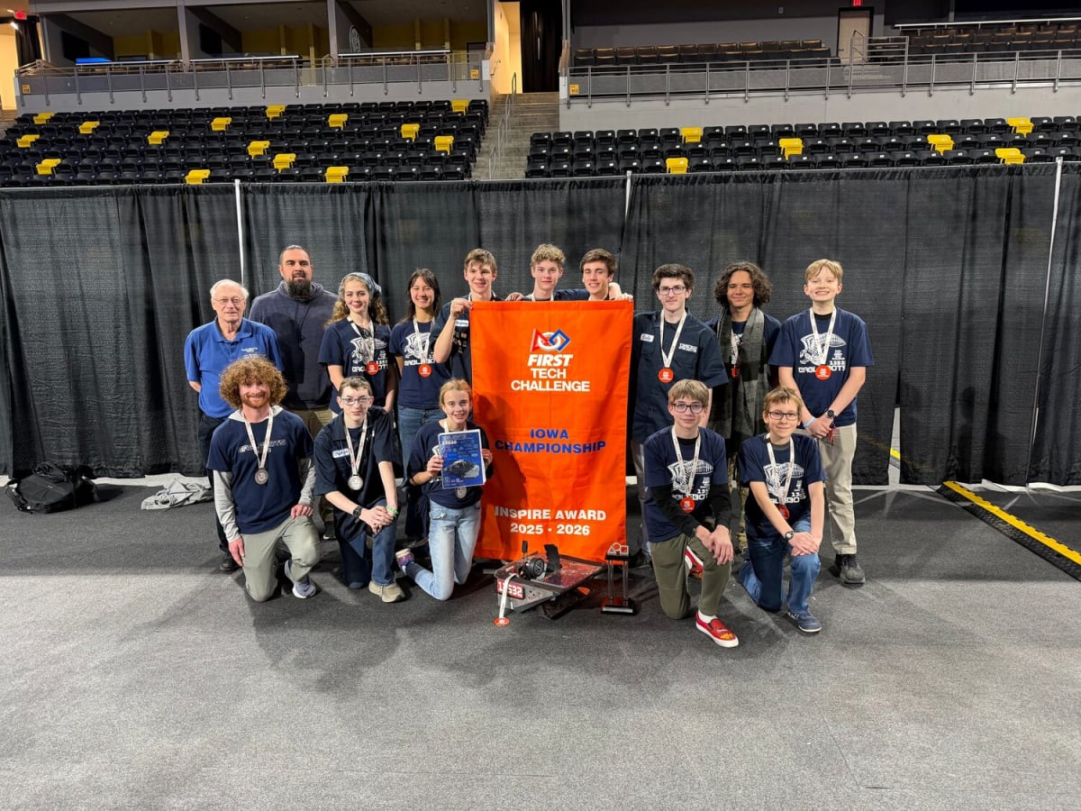 Iowa Teen Robotics Team Wins State With Transforming Robot