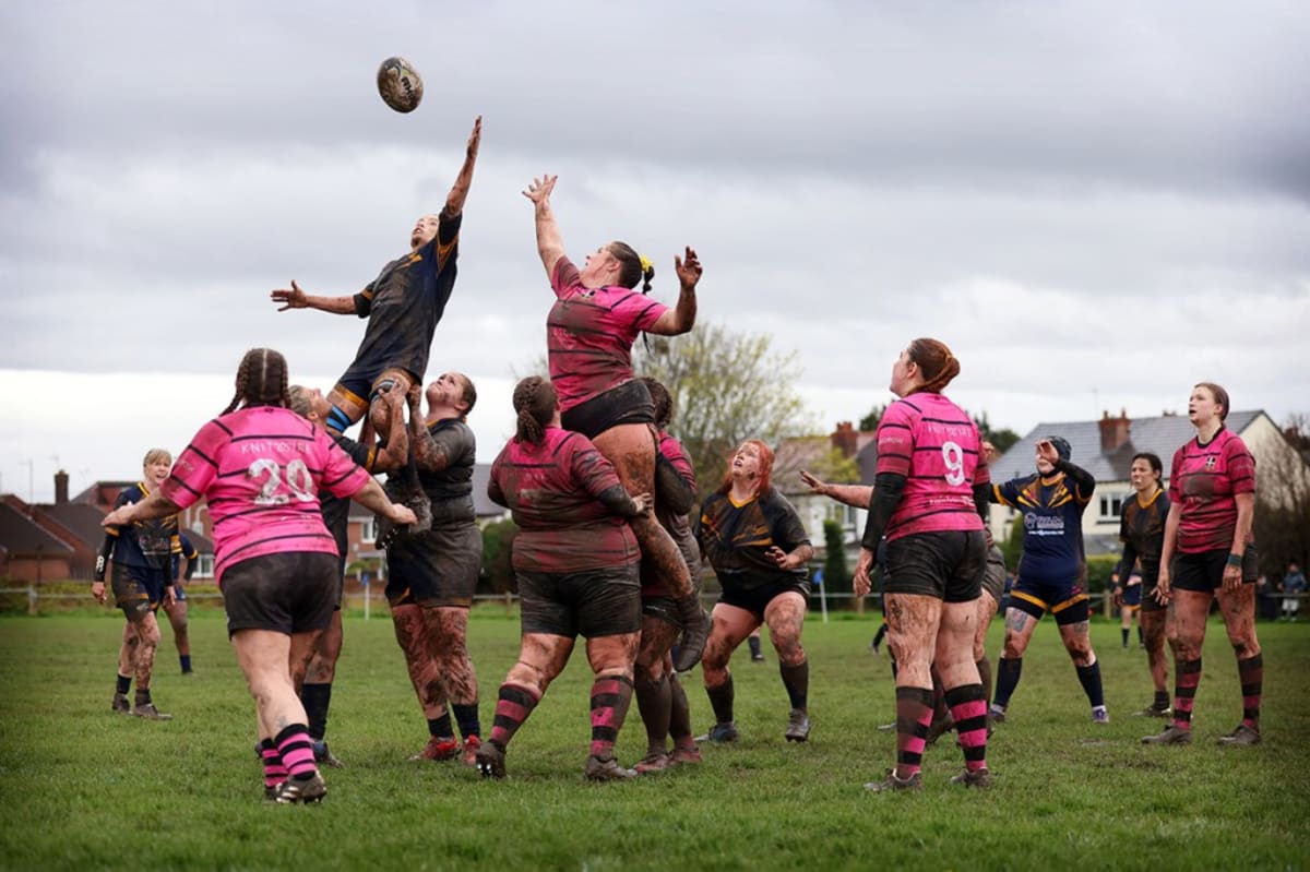 Rugby Photos Inspire Graduate's Career in Sports Photography - Image 4