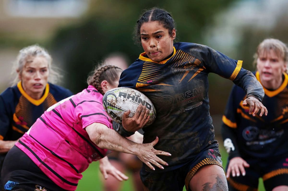 Rugby Photos Inspire Graduate's Career in Sports Photography - Image 5