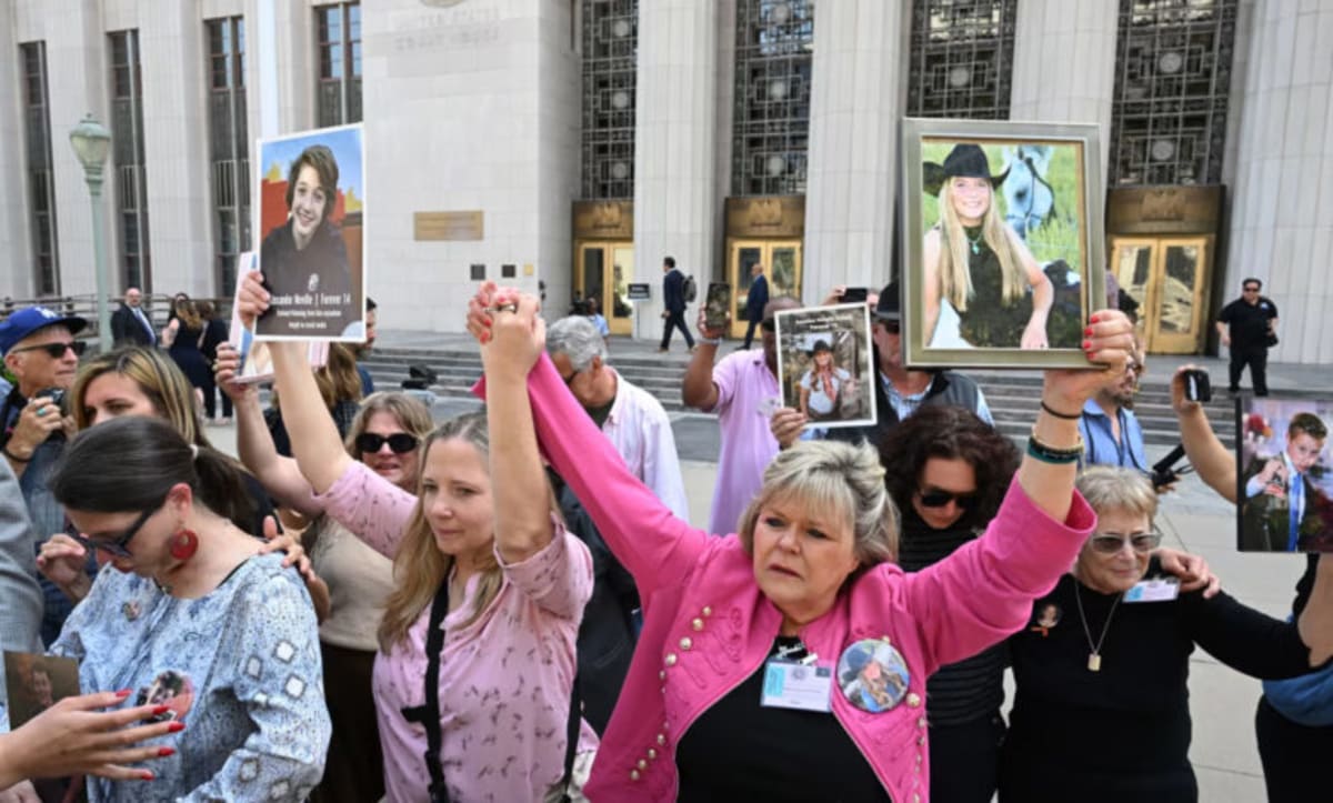 Jury Holds Meta and YouTube Liable for Teen Mental Health - Image 2