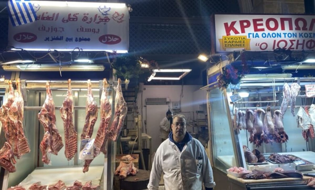 Egyptian Butcher Builds Trust in Athens for 30 Years - Image 2