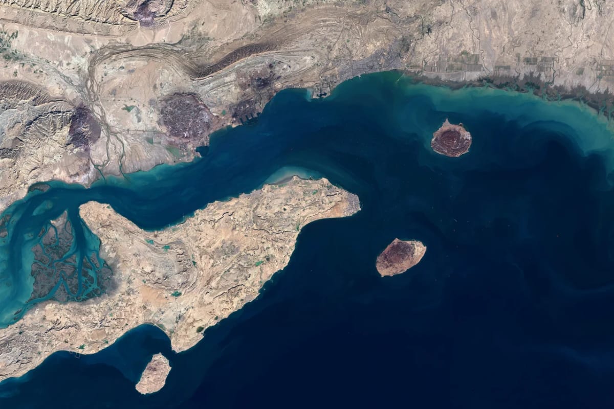 Satellite view of Strait of Hormuz showing Bandar Abbas and surrounding islands in Iran