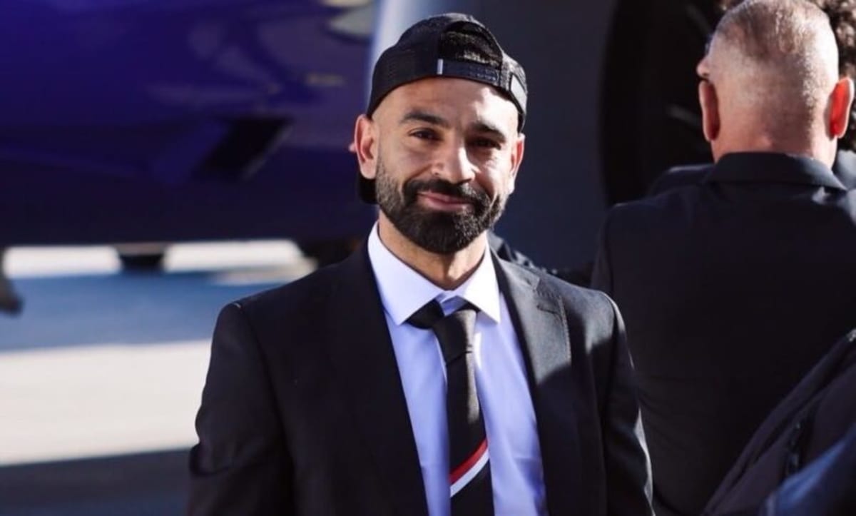 Salah's Playful Cap Moment Goes Viral Before World Cup - Image 2