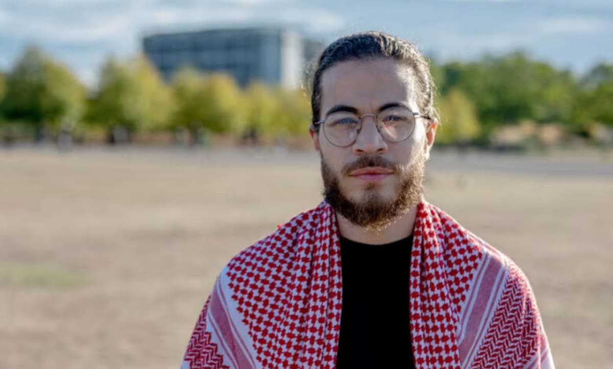 Egyptian Student Returns to London University After 18 Months - Image 2