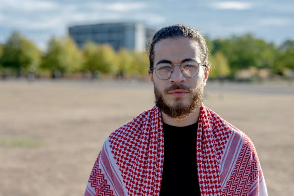Egyptian Student Returns to London University After 18 Months