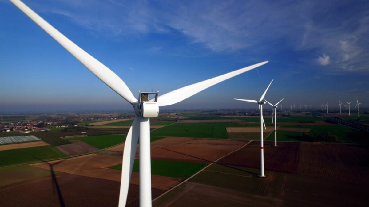 EU Renewable Energy Hits 26%, Sweden Leads at 65%
