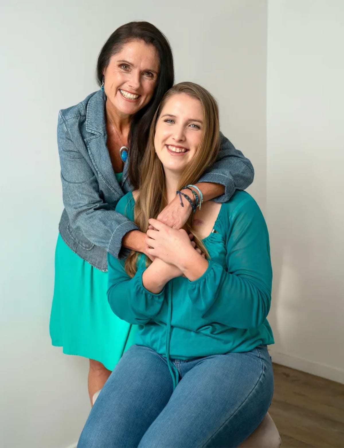 Teen Athlete Hits #1 After Botched Surgery Nearly Ended Career - Image 2