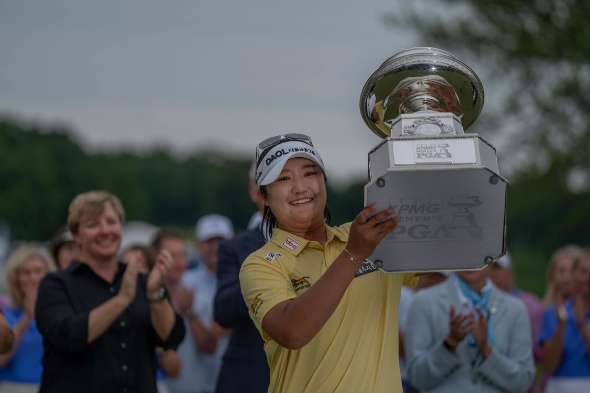 Golfer Haeran Ryu Overcomes 10-Shot Deficit for First Major Win - Image 3