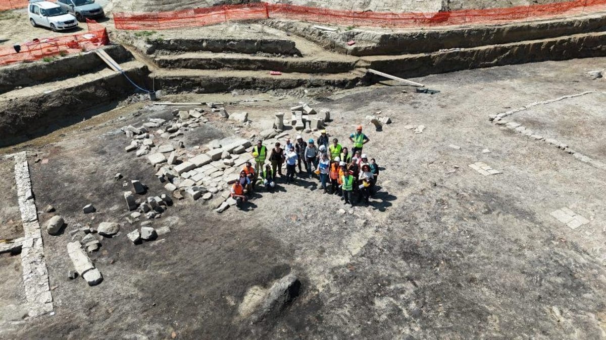 Ancient Italian Sanctuary Found Under Road Construction - Image 5