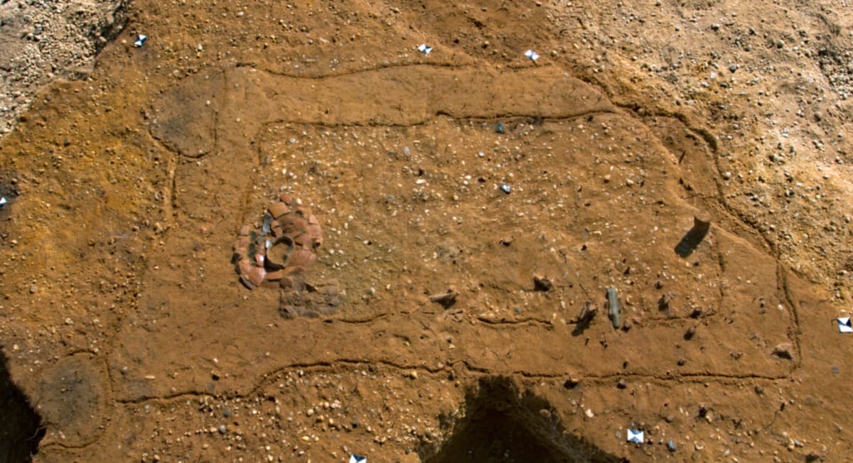 Germany Unearths 4,500-Year-Old Copper Jewelry in Rare Find - Image 5