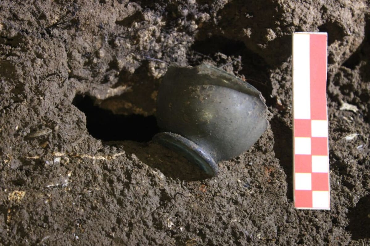 2,000-Year-Old Greek Theater Mask Found in Croatian Cave - Image 4