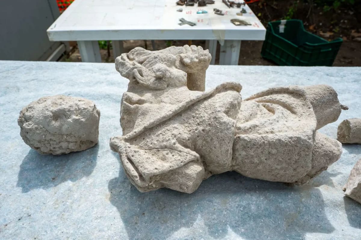 Illegal Dig Uncovers Roman Emperor's Lost Villa Near Rome - Image 5