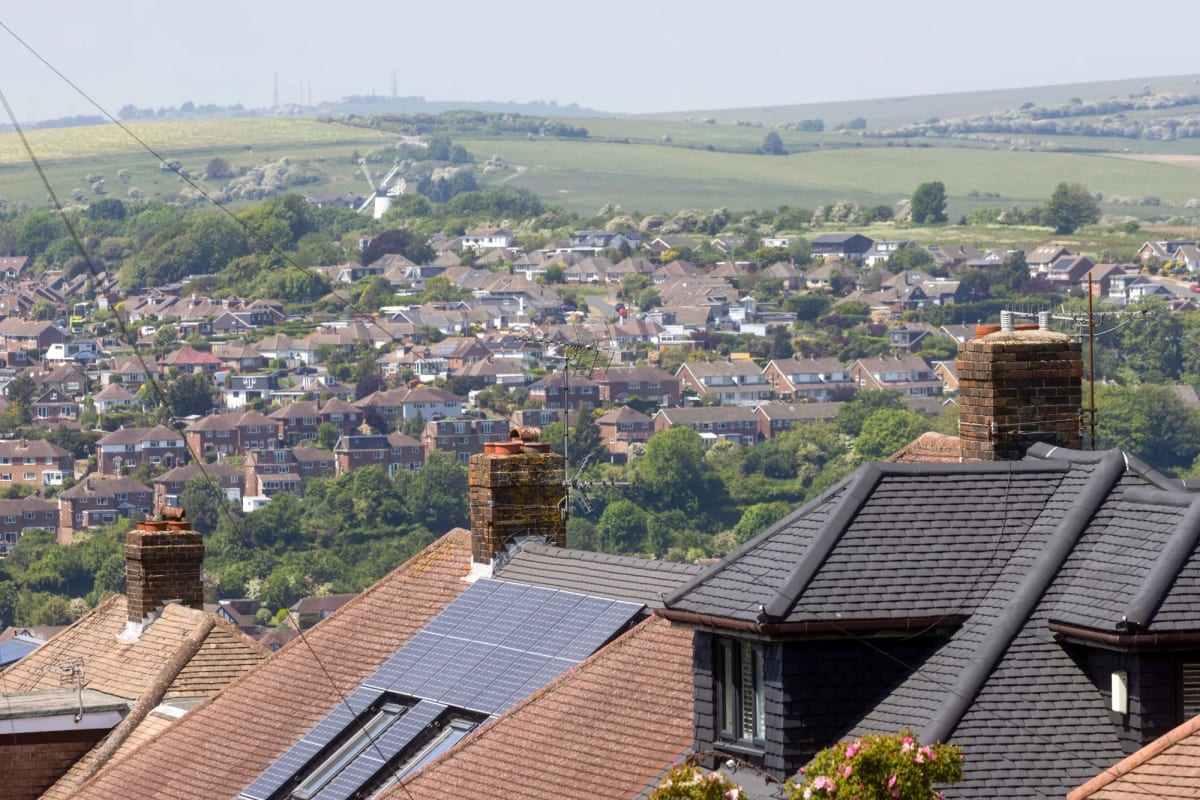 Energy Crisis Drives 27% Spike in UK Solar Inquiries - Image 2