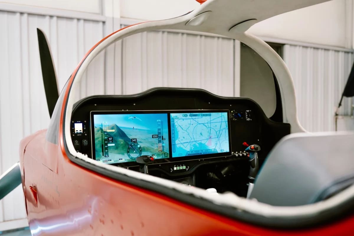 California Startup Makes Flying as Easy as Driving - Image 3