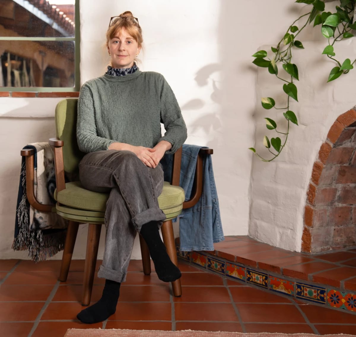 Inventor's $879 'Laundry Chair' Solves Universal Problem - Image 4