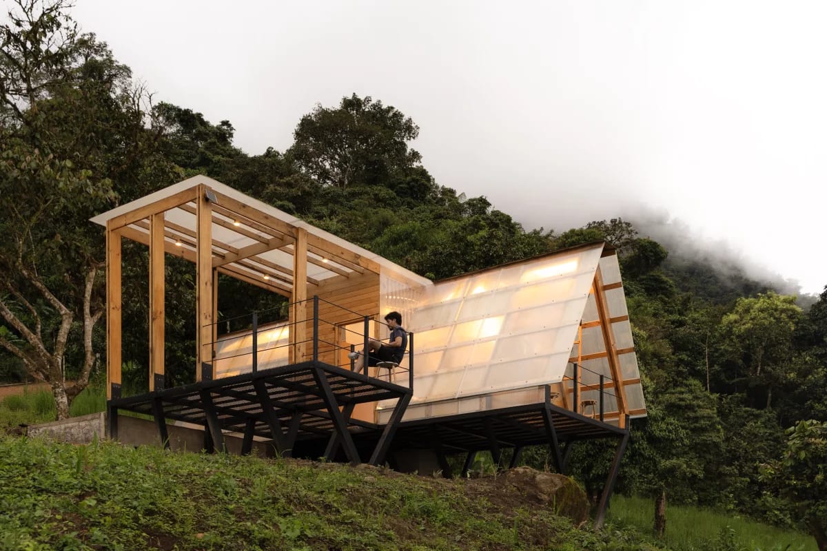 Floating Cabin in Ecuador Cloud Forest Leaves No Trace - Image 3
