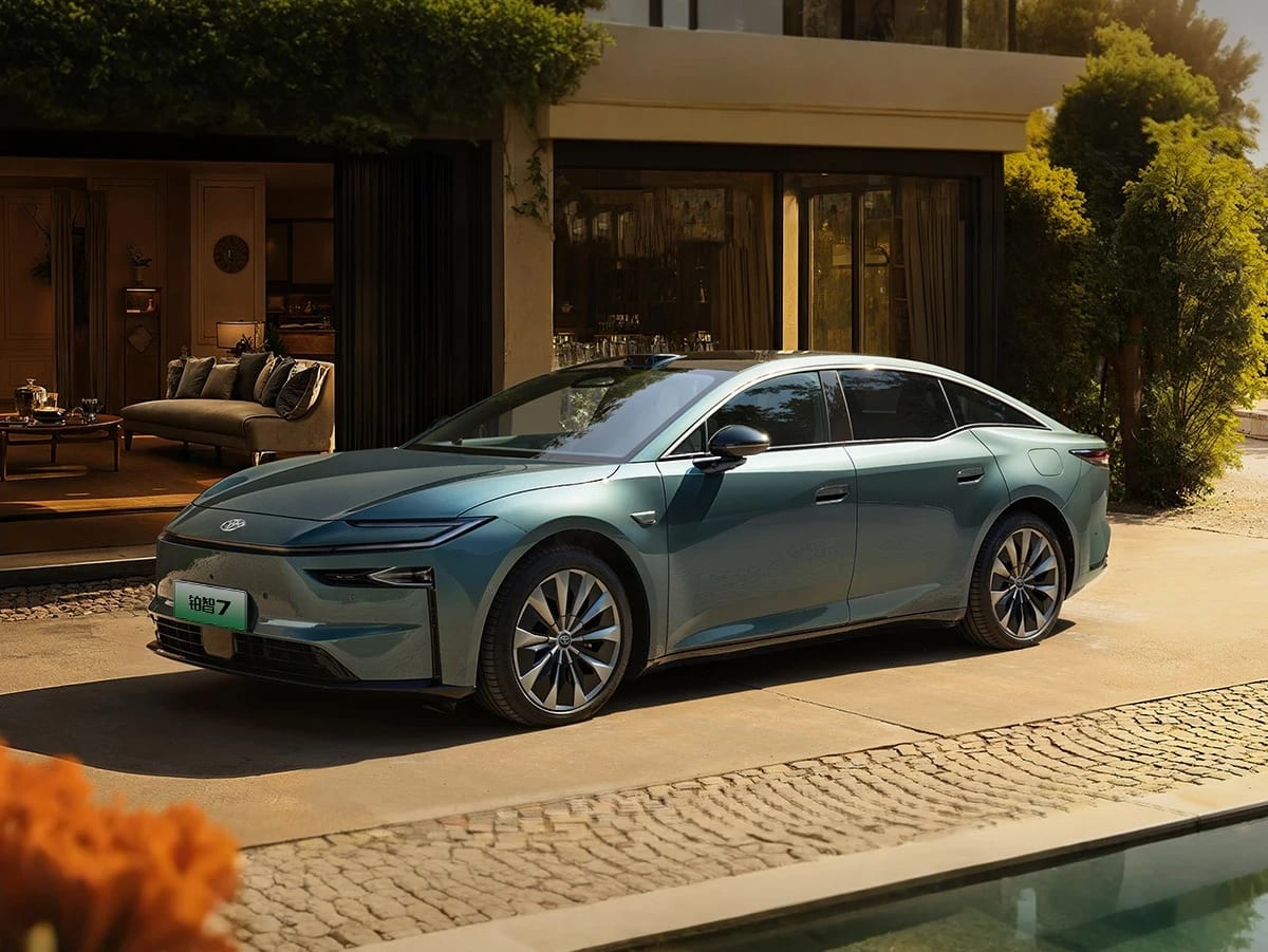 Toyota's $21K EV Gets 3,000 Orders in First Hour - Image 5