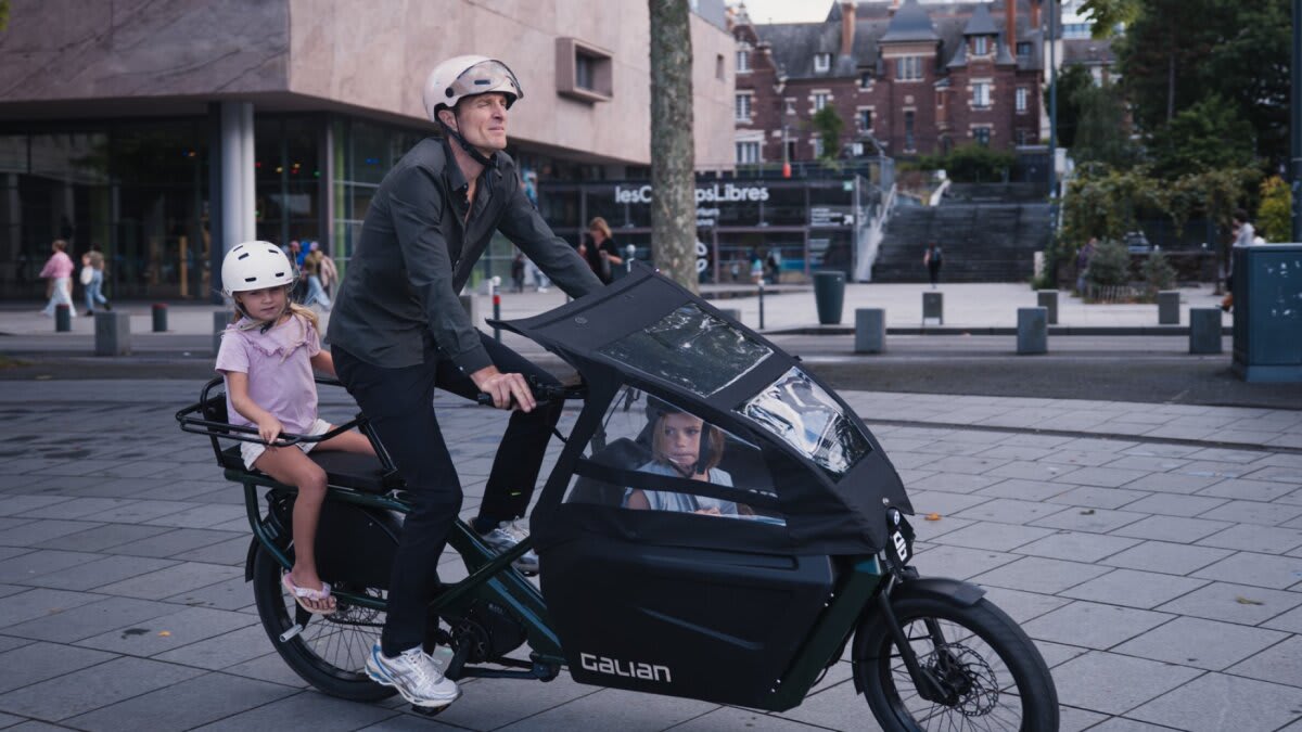 French eBike Carries 4 People and Replaces Second Car - Image 2