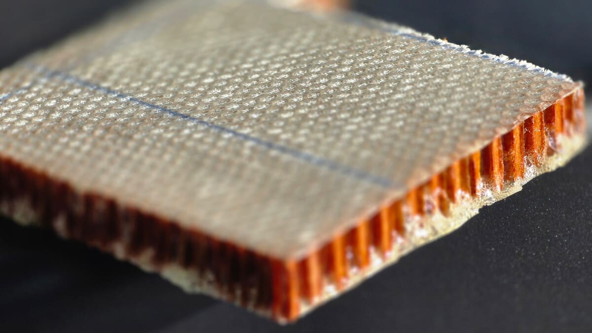 Swiss Scientists Create Fully Recyclable Airplane Cabins - Image 2
