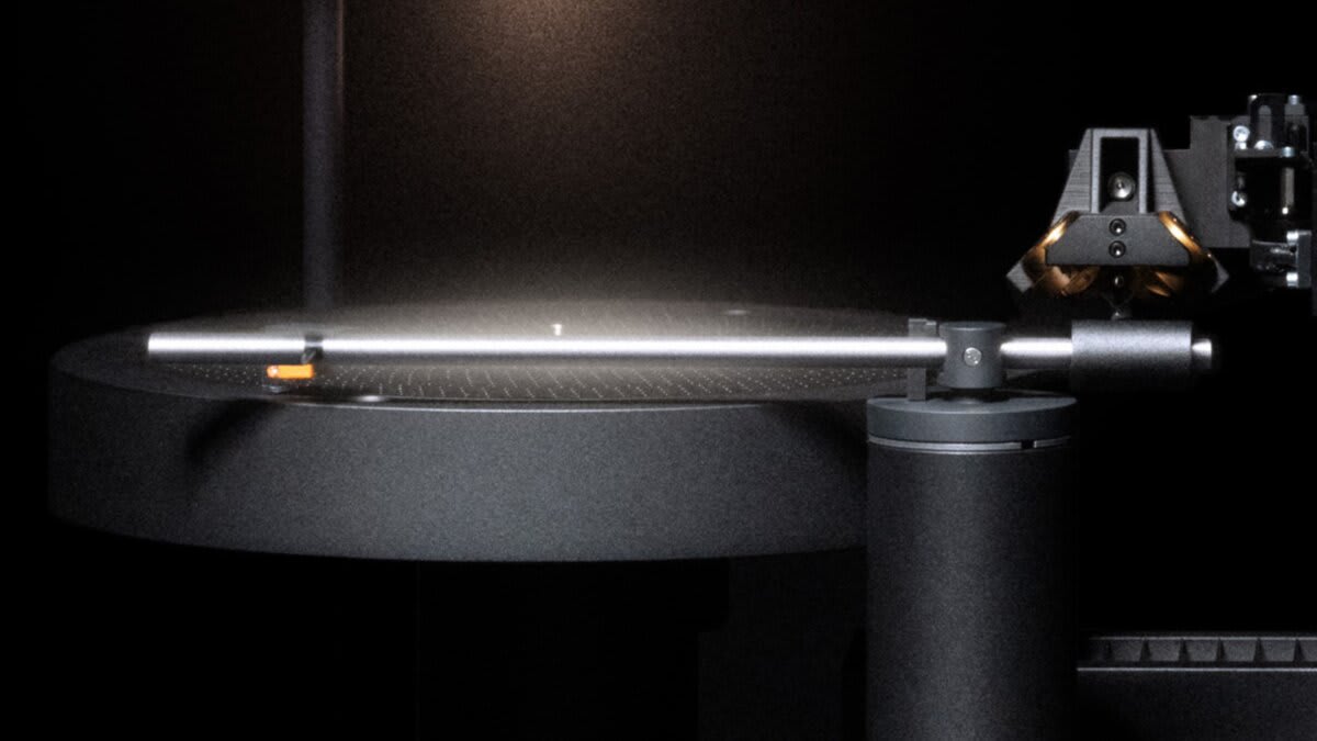 Musicians Can Now Cut Pro Vinyl Records in Their Own Studio - Image 2