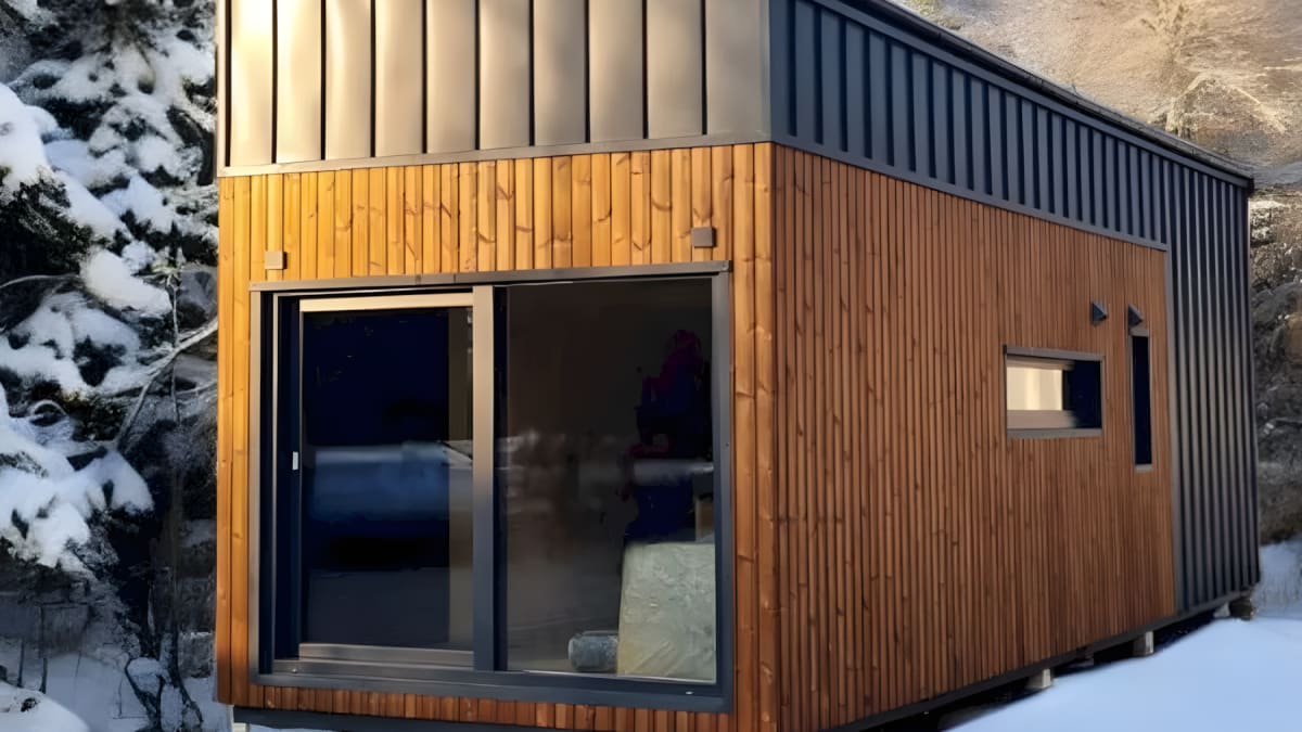 This $72K Tiny House Ditches Wheels for Double the Space - Image 2