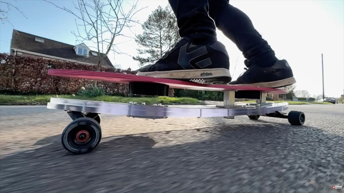 British Inventor Creates Floating Skateboard With Magnets - Image 5