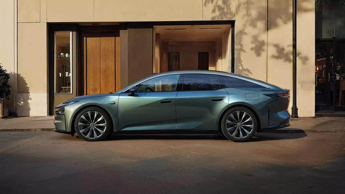 Toyota's $21K EV Gets 3,000 Orders in First Hour - Image 4