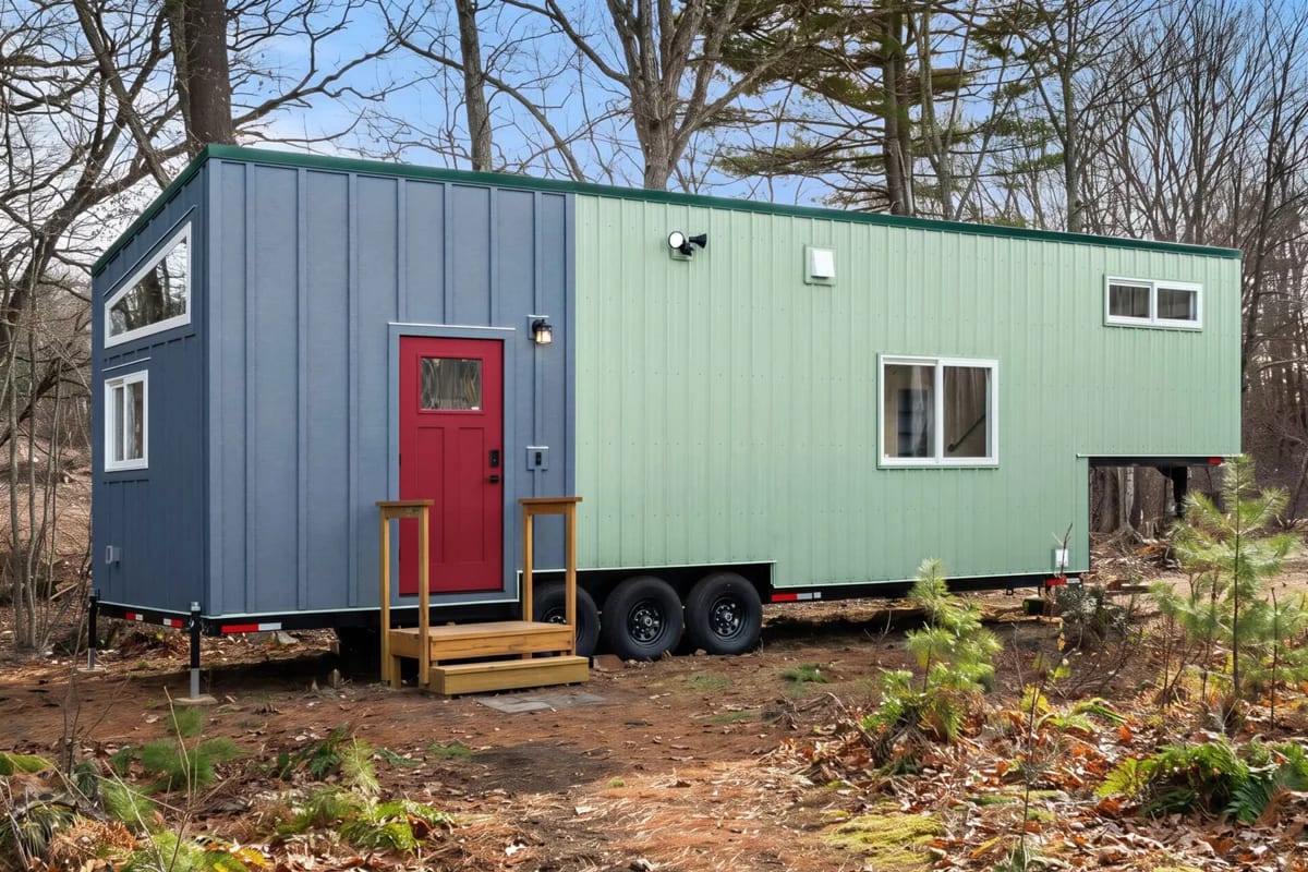 Extra-Wide Tiny House Sleeps Five With Room to Spare - Image 3