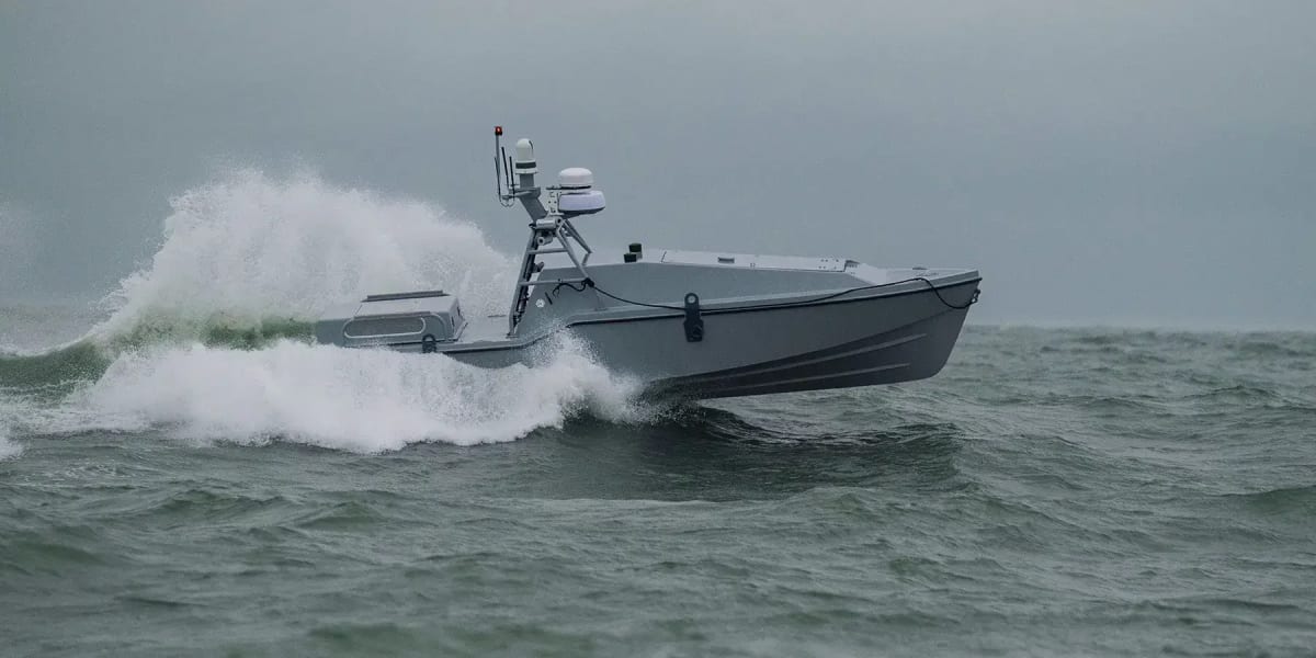 Navy Drone Boat Rescues 2 Downed Apache Pilots in 2 Hours - Image 4