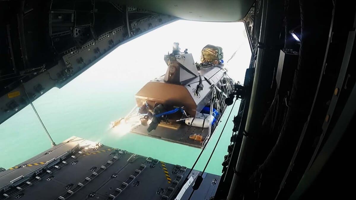 UK Drone Boat Airdropped Into Rough Seas in World First - Image 2