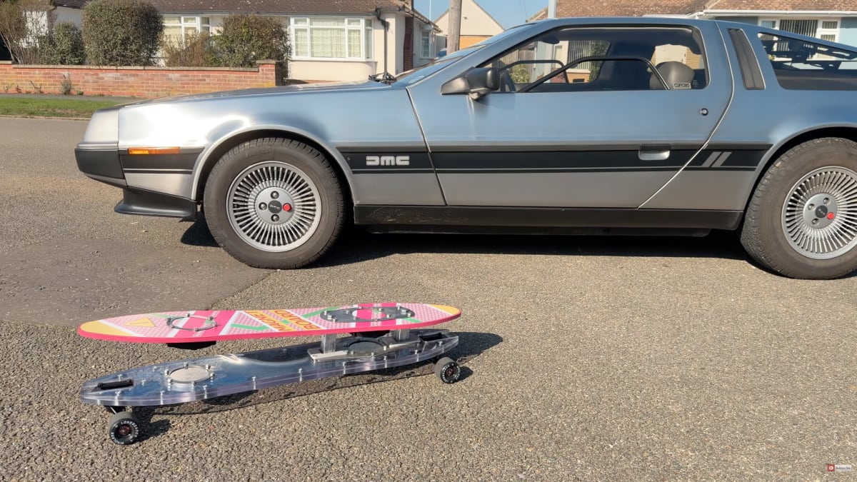 British Inventor Creates Floating Skateboard With Magnets - Image 2