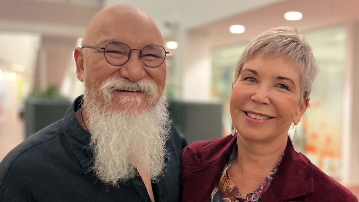 Australian Couples Find Love Without Moving In Together - Image 5