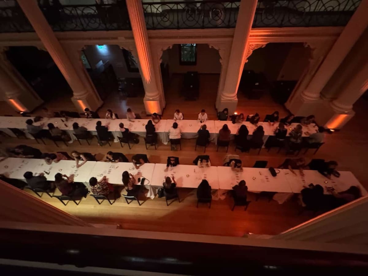 Australians Ditch Dating Apps for Live Speed Dating Shows - Image 4