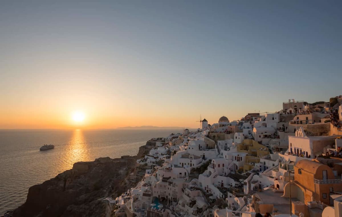 Greek Islanders Fight Back Against Overtourism - Image 3